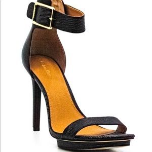 Calvin Klein Vable Sandal Heel